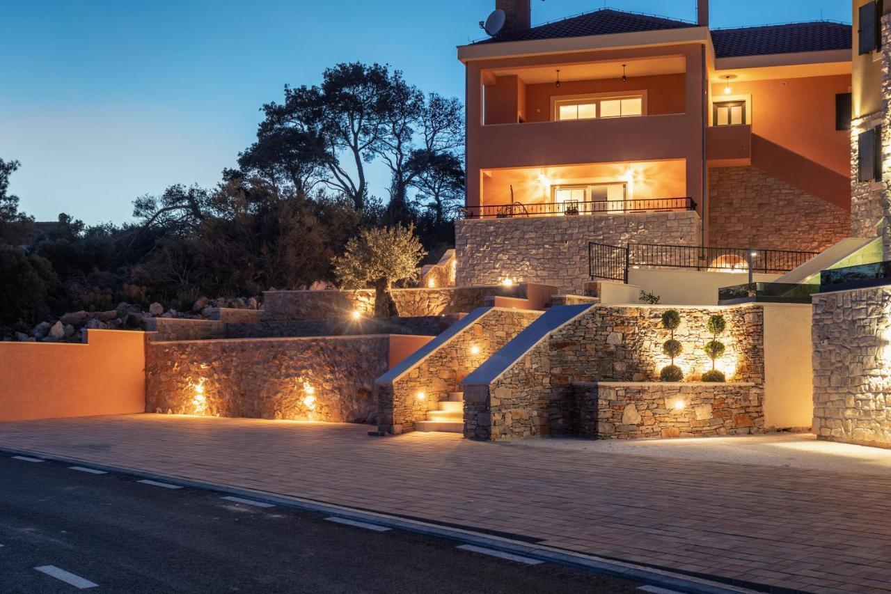 Lovro Luxury Apartment With Jacuzzi And Terrace Sea View Sali Exterior foto