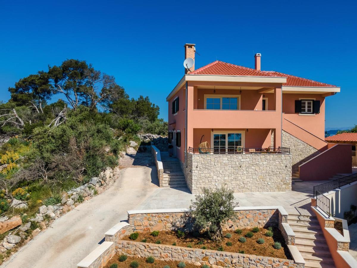 Lovro Luxury Apartment With Jacuzzi And Terrace Sea View Sali Exterior foto