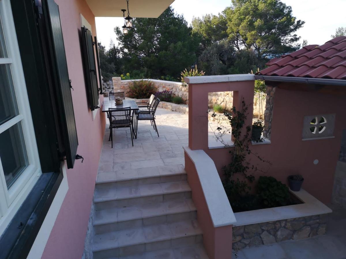 Lovro Luxury Apartment With Jacuzzi And Terrace Sea View Sali Exterior foto