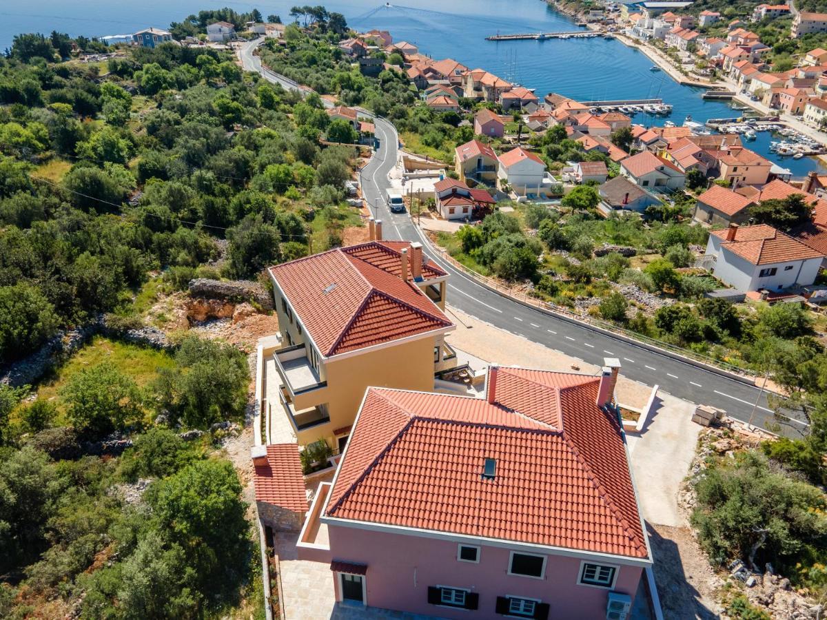 Lovro Luxury Apartment With Jacuzzi And Terrace Sea View Sali Exterior foto